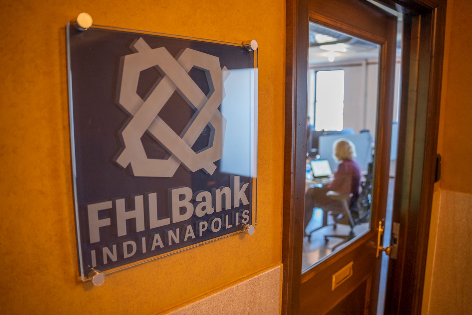 CorrsBank-indianapolis-bank-loan-factstrike-ezpound
